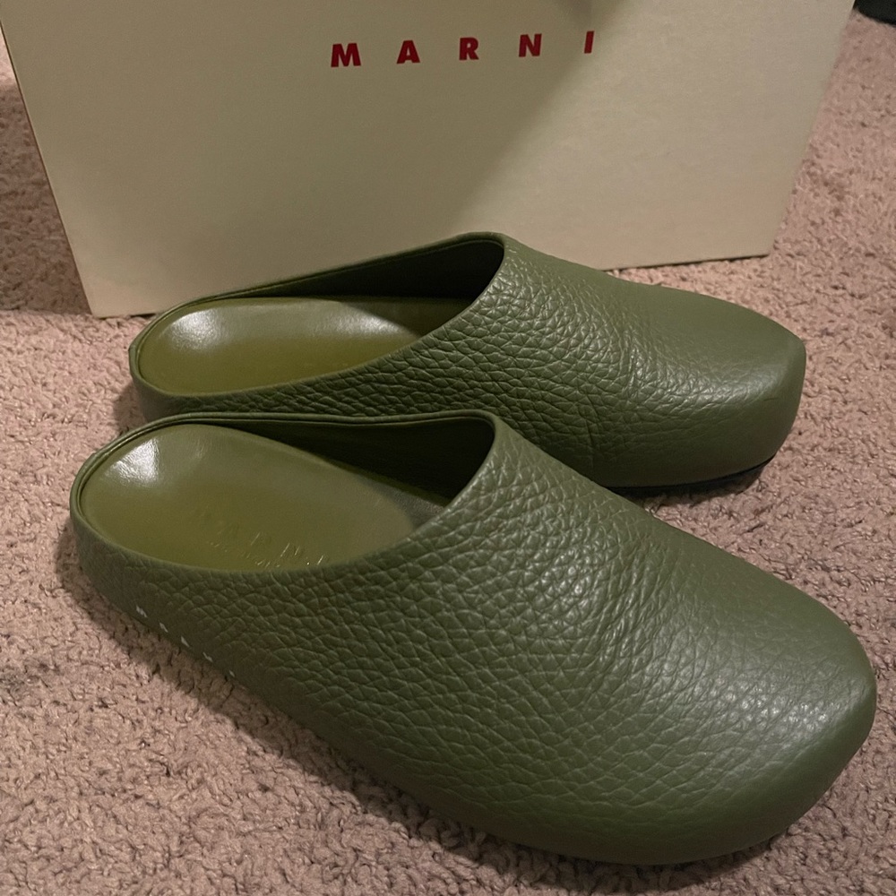 Marni Green Leather Fussbett Sabot